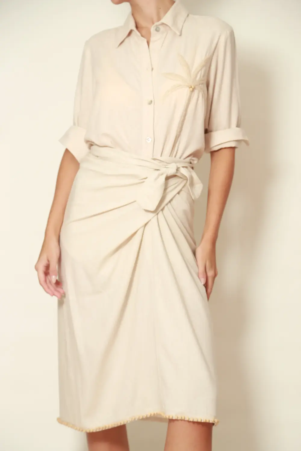 SAIA GABI BORDADA - AREIA